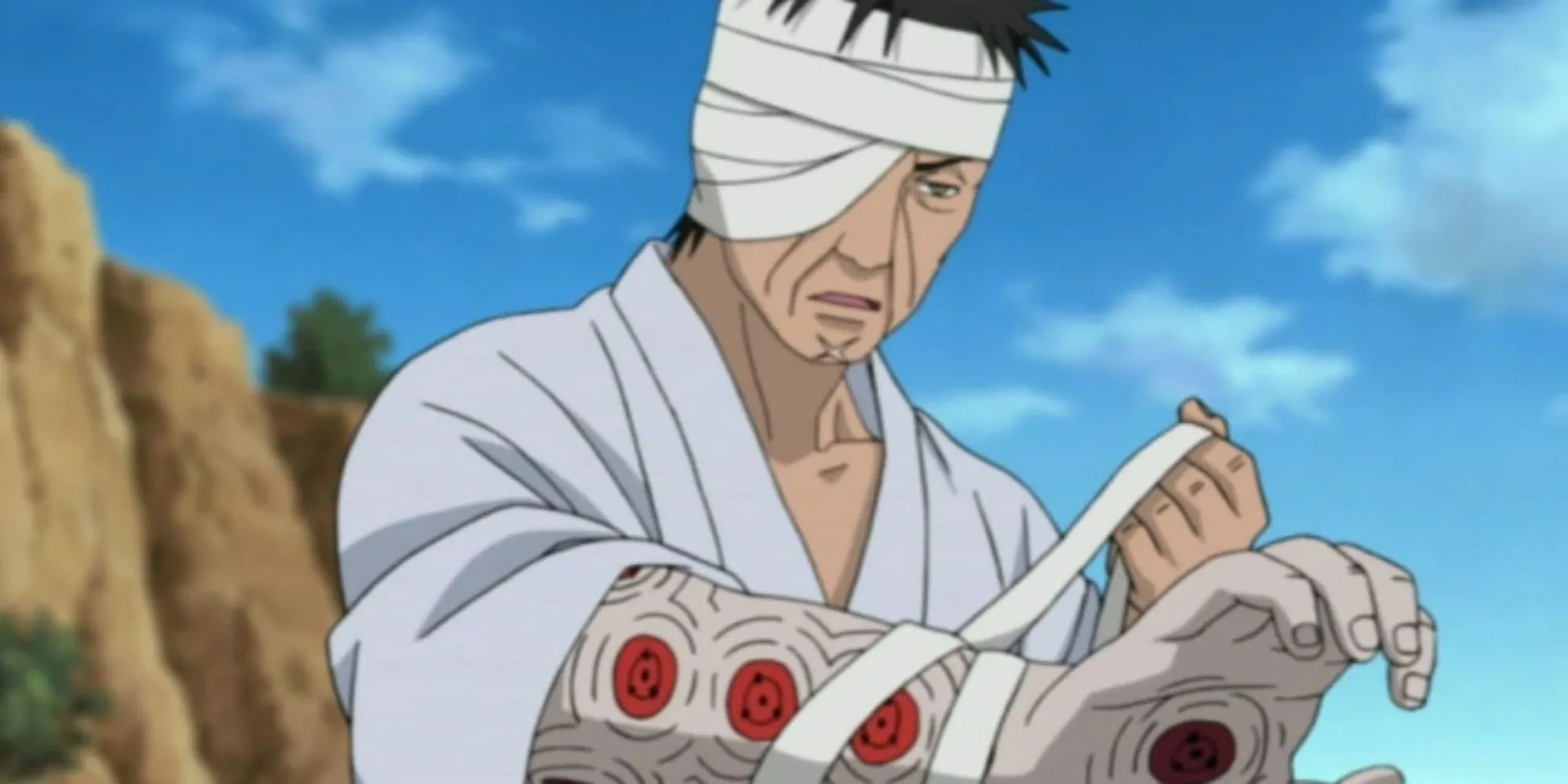 Danzo Shimura, thủ lĩnh Anbu Gốc với Sharingan trên tay