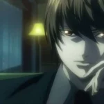 Light Yagami với quyển sổ Death Note trong series anime Death Note