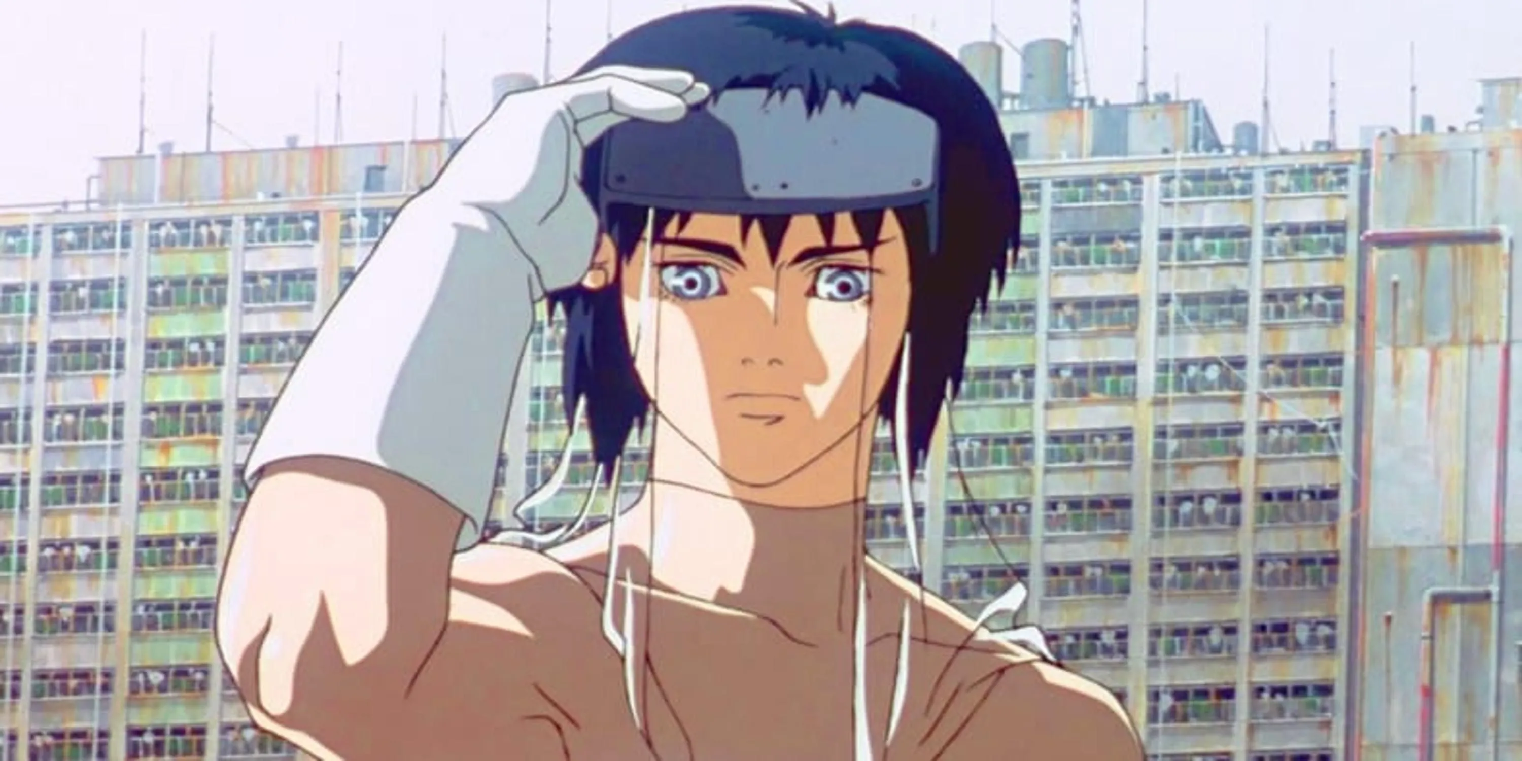 Mô tả Thiếu tá Motoko Kusanagi, nhân vật chính cyborg trong Ghost in the Shell